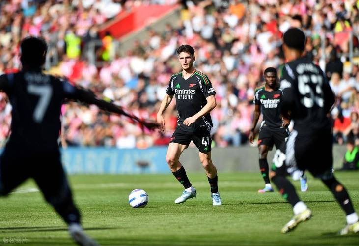 经纪人助理指责葡体:背着我们和曼联达协议,想让约克雷斯卖更贵