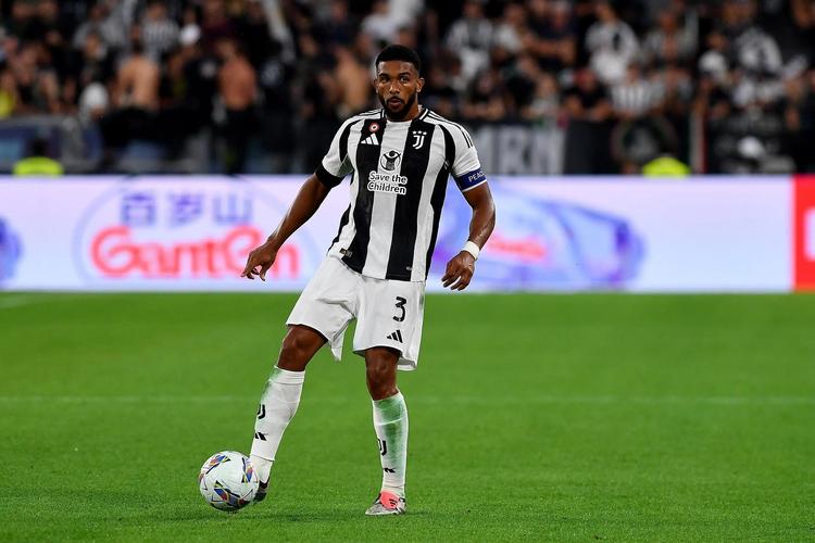 尤文官方：布雷默成功接受左膝内侧半月板选择性切除手术