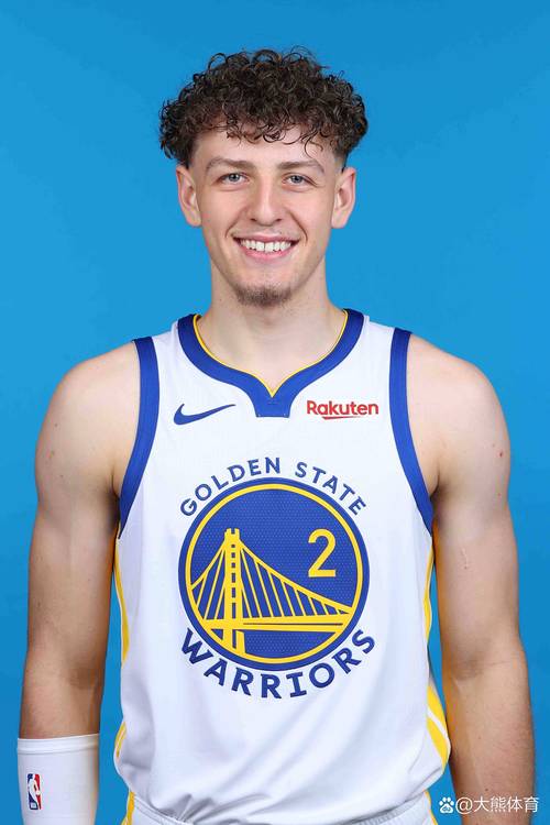 波杰姆斯基：巴特勒是传球为先的超巨 他信任角色球员