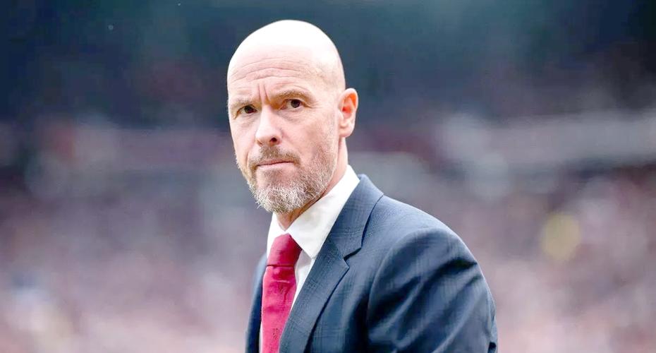 助教也失业了！官方：苏黎世与主帅、滕哈赫前任助教范德加赫解约