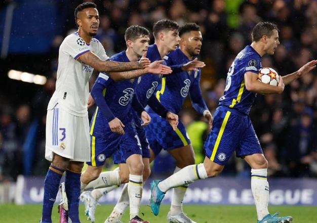 打入欧冠处子球,官方:埃斯特旺当选切尔西5-1阿贾克斯队内最佳