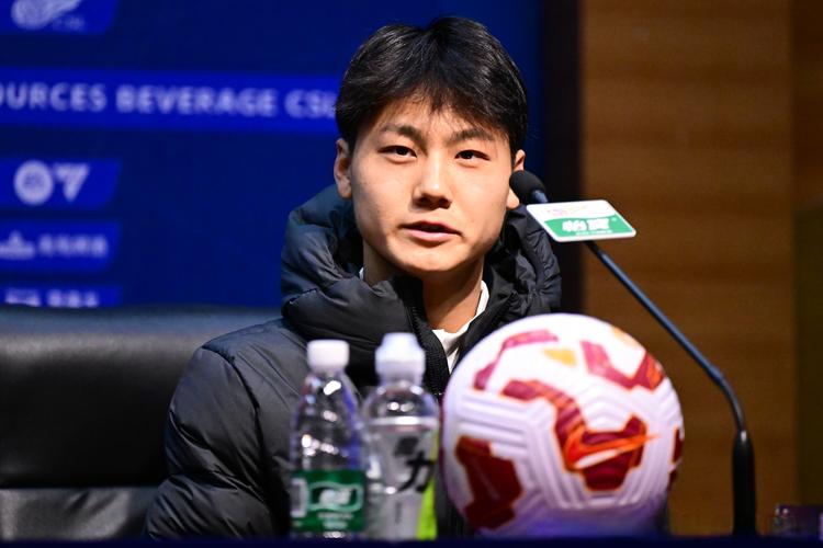 李国旭谈竞聘国足主帅：赛季中接到有关部门的电话，希望我去竞聘