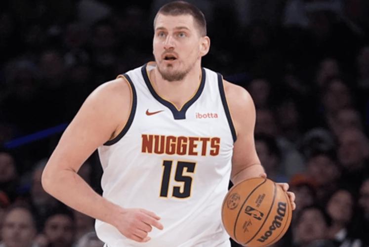 数据而已谁在意呢！约基奇背靠背连续两场得到9篮板的准三双